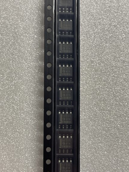 alt="آی‌سی NE555 تایمر عمومی در بسته SO-8"